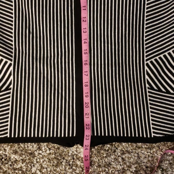 New Chico's  Cardigan Sweater Black & White - Picture 6 of 8